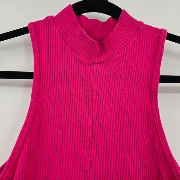 NEW One Step Up Women's Turtleneck High Stretch Ribbed Tank Top Pink Size Medium - Picture 3 of 8